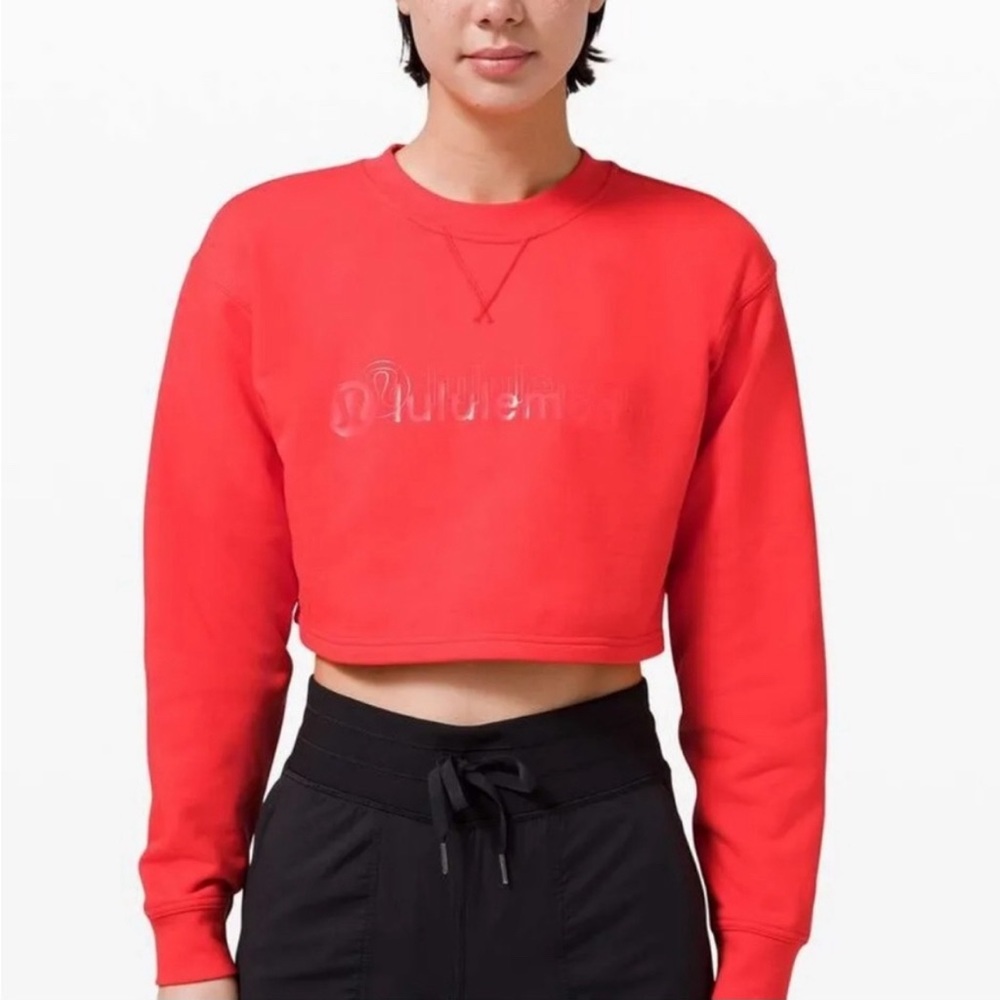 Lululemon Cropped Crew